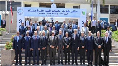 وزير التعليم العالي: 