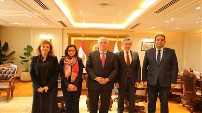 وزير التعليم العالي يبحث سبل دعم التعاون مع الوكالة الجامعية للفرانكوفونية (صور)