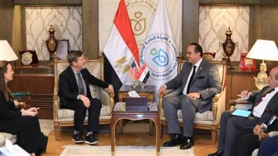 رئيس هيئة الرعاية الصحية يلتقي نائب رئيس غرفة الولايات المتحدة الأمريكية للتجارة لمنطقة الشرق الأوسط