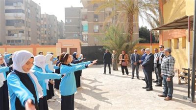 وزير التعليم يتابع انتظام الفصل الدراسي الثاني بمدرسة الشهيد كريم أحمد عبد الفتاح في القاهرة (صور)