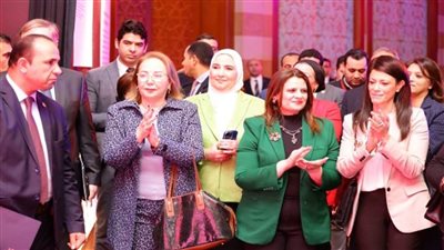 وزيرة التضامن تفتتح منتدى قمة المرأة المصرية تحت عنوان 