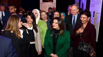 وزيرة الهجرة تستعرض أبرز خطوات استراتيجية الوزارة لتمكين المرأة المصرية (صور)