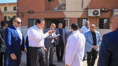 وزير الصحة يحيل مدير الصيدلية ومسؤولي قسم الطوارئ بمستشفى بلبيس المركزي للتحقيق (صور)