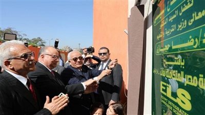 وزير التعليم ومحافظ القاهرة يفتتحان مدرسة مصر المتكاملة للغات 