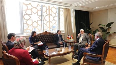 وزير التعليم العالي يستقبل السفير الفرنسي لبحث سُبل التعاون المُشترك (صور)