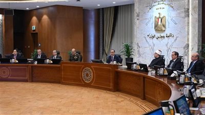  رئيس الوزراء يُشيد بقرارات البنك المركزي التي تستهدف مواصلة جهود التحول نحو إطار مرن لاستهداف التضخم
