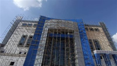 وزير الإسكان يُتابع الموقف التنفيذي لعددٍ من المشروعات التي يتولى تنفيذها جهاز العبور (صور)