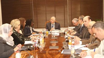 وزير الزراعة يبحث مع  المدير الإقليمي للتنمية المستدامة بالبنك الدولي المشروعات المشتركة والتعاون المستقبلي