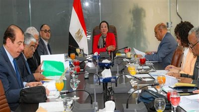 وزيرة البيئة تترأس اجتماع مجلس ادارة جهاز شئون البيئة بتشكيله الجديد (صور)