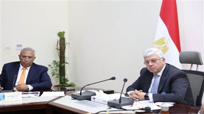 وزير التعليم العالي يرأس اجتماع مجلس إدارة هيئة تمويل العلوم والتكنولوجيا والابتكار (صور)