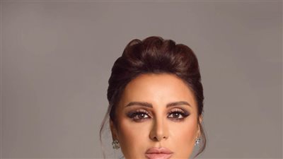 بالفيديو  .. أنغام تطلق 