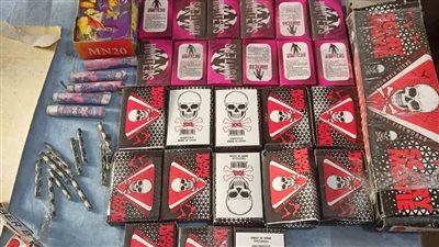 محافظ الغربية: ضبط 5057 صاروخ ألعاب نارية ولا تهاون مع التجار (صور)