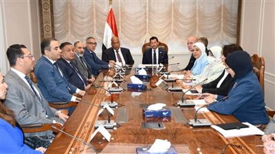 وزير الشباب يشهد توقيع مذكرة تفاهم بين الوزارة والغرفة التجارية للقاهرة بشأن التعامل مع الهجرة غير الشرعية