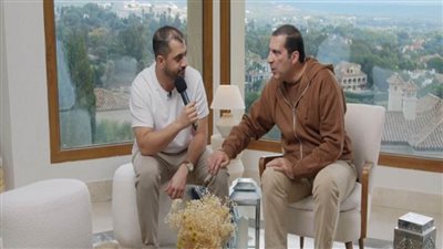 عمرو خالد: هذه أفضل طريقة لراحتك النفسية والتخلص من الإجهاد والإرهاق النفسي (فيديو)