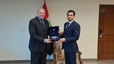 السفير المصري في بغداد يلتقي وزير النقل العراقي (صور)