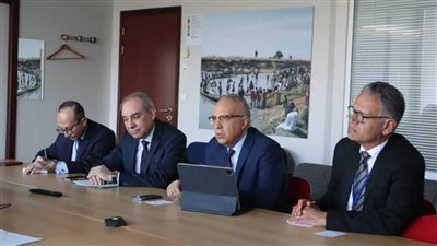 وزير الري يلتقي مدير عام اليونسكو للعلوم الطبيعية ويبحث سبل تعزيز التعاون بين الوزارة والمنظمة