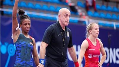 وزير الرياضة يهنئ ندي مدني بالتأهل إلي أوليمبياد باريس في المصارعة النسائية