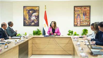 وزيرا التخطيط والإسكان يناقشان مقترح الخطة الاستثمارية لوزارة الإسكان للعام المالي 24/2025