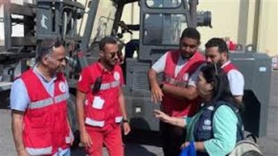 موجهة الشكر لـ مصر.. سلطنة عمان تستقبل جرحى فلسطينيين من غزة للعلاج