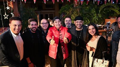 بالصور .. حكيم ونجوم الأغنية والمشاهير في سحور ياسر الحريري 