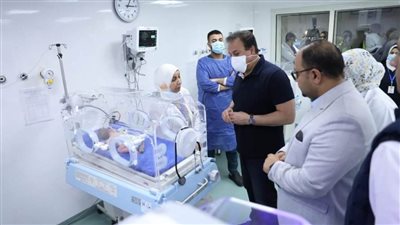 وزير الصحة يتفقد مستشفى محلة مرحوم التخصصي ويشيد بمستوى وجودة المستشفى