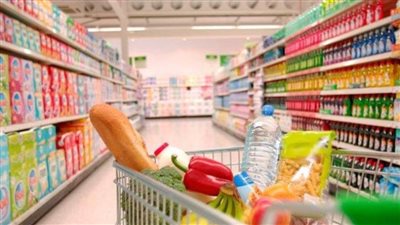 التموين: توافر السلع الغذائية واللحوم والمواد البترولية وانتظام العمل بالمخابز