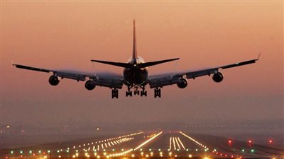 رويترز: شركات الطيران تعلق رحلاتها إلى إسرائيل بسبب التوترات في الشرق الأوسط