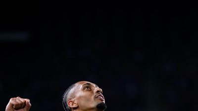 1-1| شوط أول ناري بين برشلونة وباريس سان جيرمان في دوري الأبطال