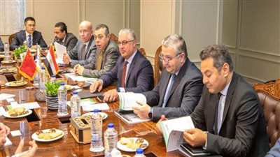 اقتصادية قناة السويس تستقبل وفدا تجاريا من مقاطعة تشيجيانج الصينية لبحث سبل التعاون (صور)