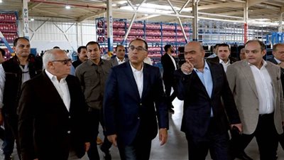 رئيس الوزراء يبدأ جولة موسعة ببورسعيد ودمياط لتفقد عدد من المشروعات التنموية والخدمية (صور)