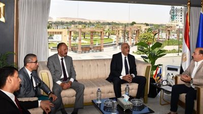 باسل رحمي: جهاز تنمية المشروعات يعمل على التوسع في تمويل ودعم المشروعات الصناعية لأبناء أسوان (صور)