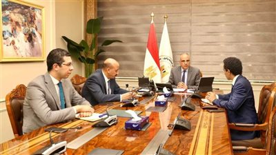 وزير الري يلتقي المدير التنفيذي للشبكة الإسلامية لتنمية وإدارة مصادر المياه التابعة لمنظمة التعاون الإسلامي 