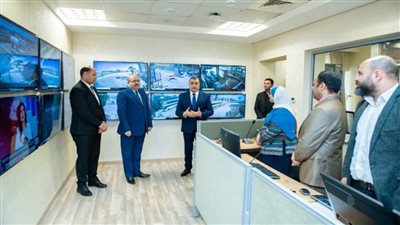 وزير الدولة للإنتاج الحربي يفتتح مركز إدارة الأزمات بالوزارة (صور)