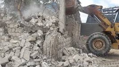 حملات مكبرة لإزالة 32 حالة بناء مخالف بـ6 أحياء في الإسكندرية