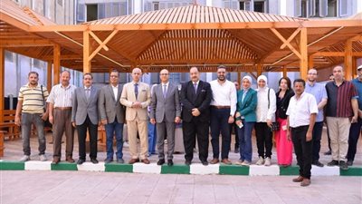 رئيس جامعة أسيوط يفتتح تطوير وتنسيق الموقع العام لكلية التربية النوعيه