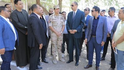 محافظ سوهاج يتفقد الموقع المخصص لإنشاء محطة رفع صرف صحي 