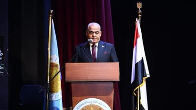 أمين الشعب الجمهوري بالجيزة يكرم أوائل الثانوية 