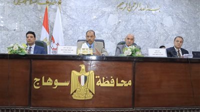 محافظ سوهاج يشهد ختام البرنامج التدريبي 