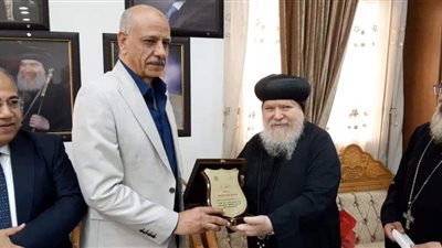 محو الأمية تحتفل بتحرر 72 مواطنا من الأمية بمطرانية الأقباط الأرثوذكس بسوهاج 