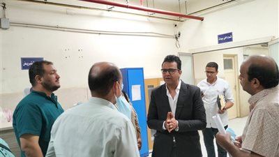 وكيل مديرية الصحة بسوهاج يتفقد سير العمل بمستشفي الصدر