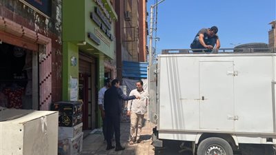 محافظ أسيوط: مواصلة شن حملات لإزالة التعديات على حرم الطرق وضبط الأسواق بمركز أبوتيج