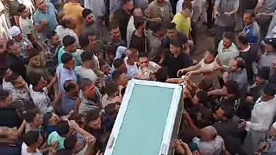 قرية ديمشلت بالدقهلية تشيع جثمان الطالب محمد شعيب أحد ضحايا 