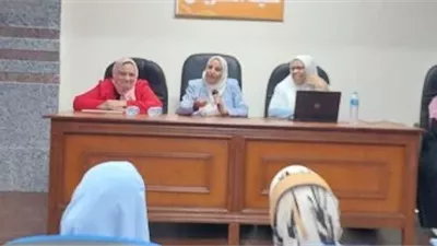 تمريض سوهاج تنظم ندوة تثقيفية عن الصحة الإنجابية ضمن أنشطة مبادرة بداية