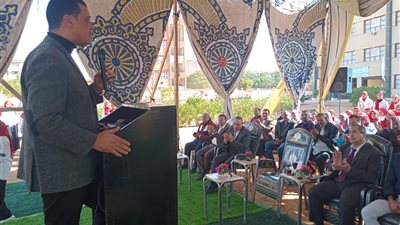 وكيل تعليم سوهاج يوجه بدعم المواهب وتفعيل الأنشطة المدرسية