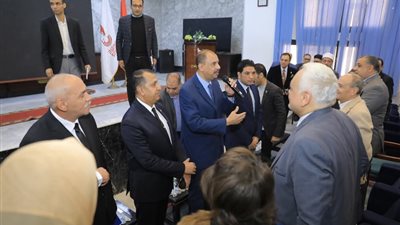 رئيس هيئة الرقابة الإدارية بسوهاج يدير ندوة للتوعية حول مكافحة الفساد