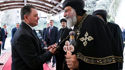 وزير الداخلية يقدم التهنئة للبابا تواضروس بعيد الميلاد المجيد ويشيد بالدور الوطني للكنيسة المصرية 