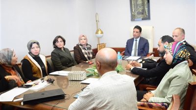 نائب المحافظ يترأس اجتماع لجنة تطوير طريق سوهاج - سوهاج الجديدة