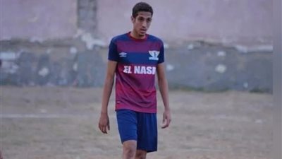 تشييع جثمان لاعب توفى بأرض ملعب مركز شباب خلال مباراة ودية بالإسكندرية