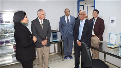 وفد جامعة فيرجينيا تك الأمريكية يزور مراكز التميز بـ طب الإسكندرية