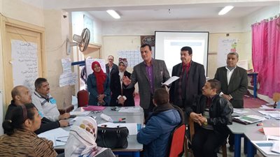 وكيل تعليم سوهاج يُتابع تنفيذ مشروع التعليم من أجل الغد